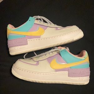 NIke Air Force one shadow. Pastel size 8.5